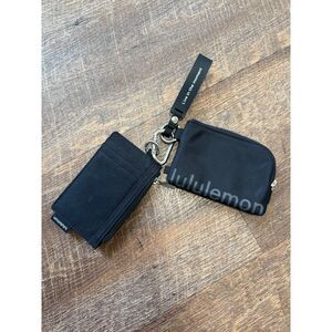 Lululemon wristlet wallet keychain
